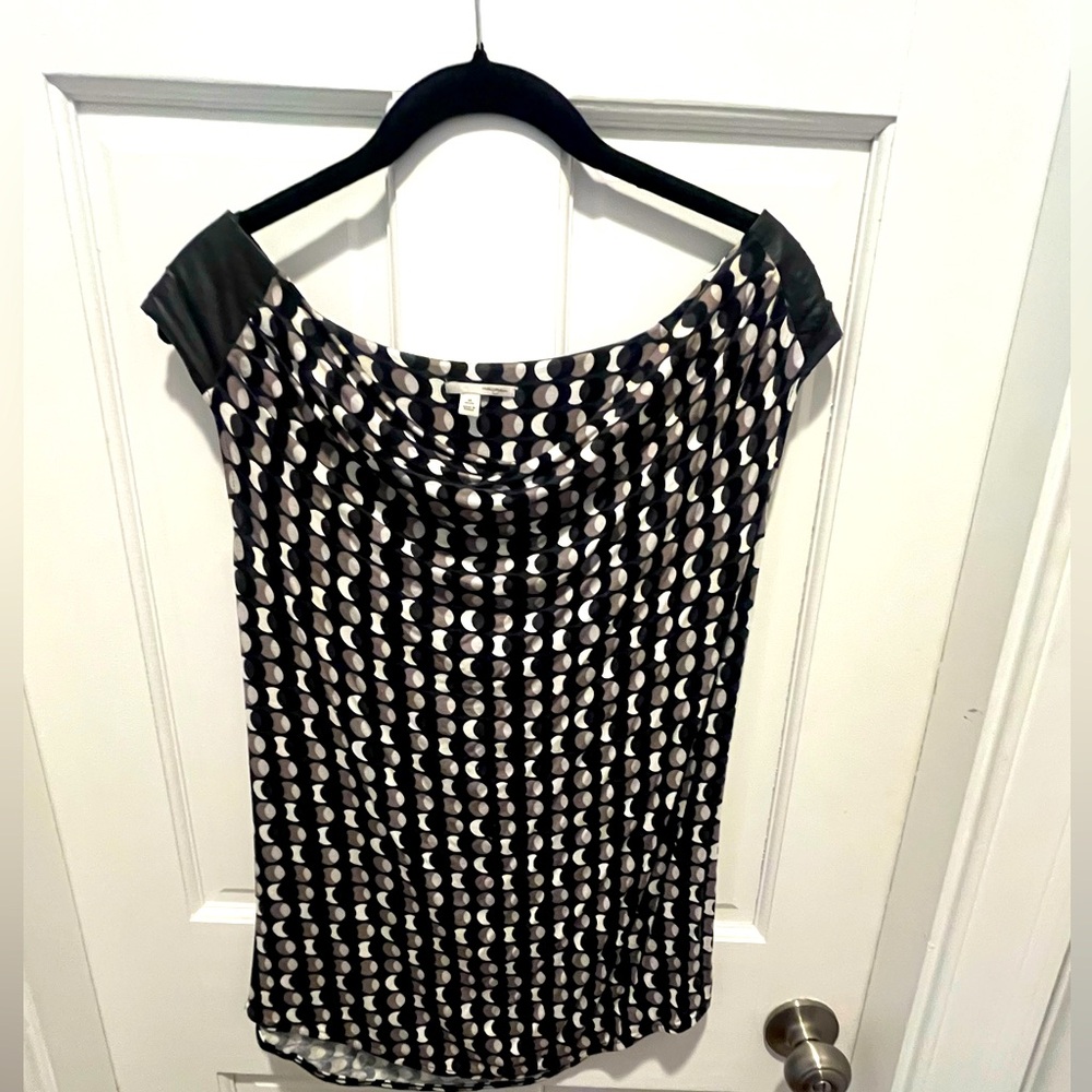 Sexy draped neck Halogen Black and Gray Patterned top w faux leather shoulders